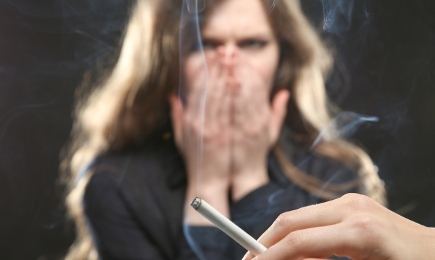 Passief roken verdubbelt je risico op beroerte